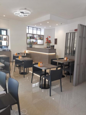 Гостиница Hotel Brianza  Милан